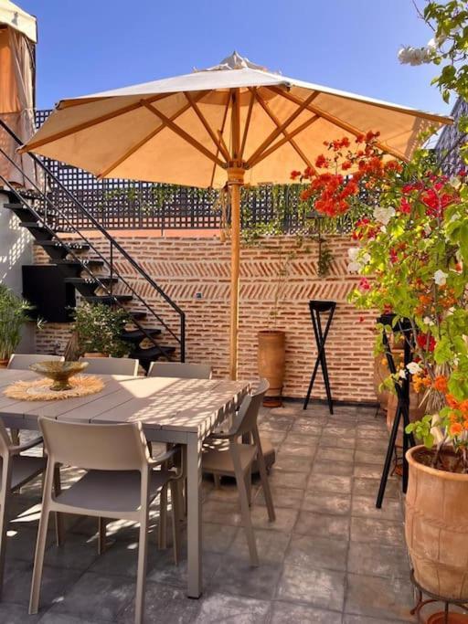 Riad Miloud En Exclusivite 10 P Au Coeur De La Medina Marraquexe Exterior foto